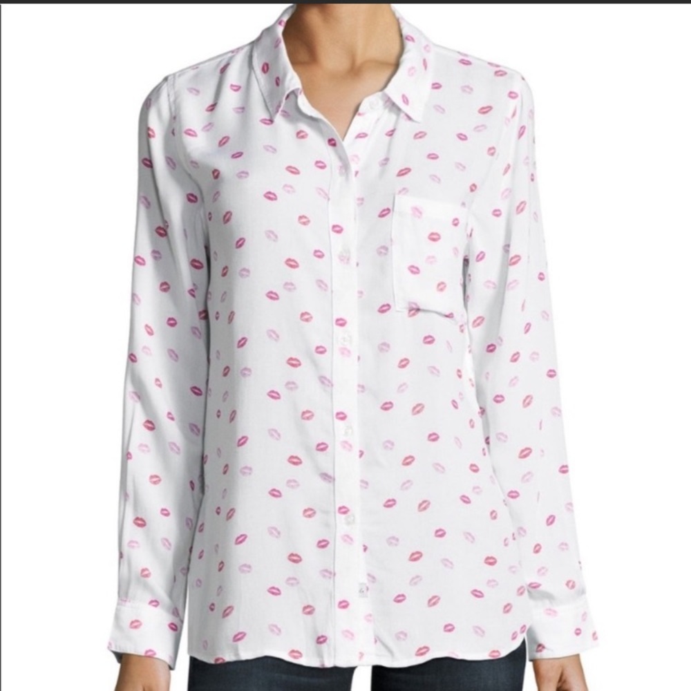 ISO Rails Kiss Me lipstick shirt xs